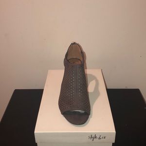 Brand New 2.5 Style &Co Grey Shoes